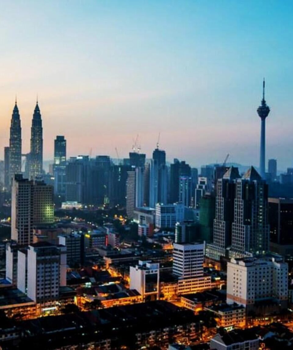 malaysia-kuala-lumpur-skyline-kl-tower